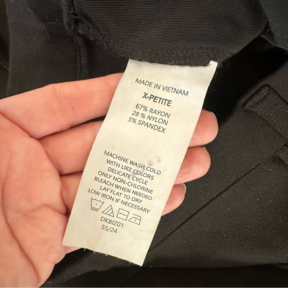 Quince Ultra-Stretch Ponte Straight Leg 4-Pocket Pant in Black Sz XL/25 GUC - Picture 6 of 9